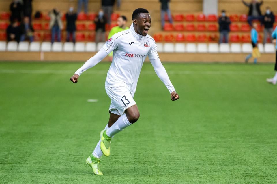 Le Togolais Serge NYUIADZI brille à nouveau avec son club qui creuse l'écart en tête de son championnat